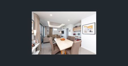 Modern, Pristine Living on the Fringe of the CBD - Photo 4