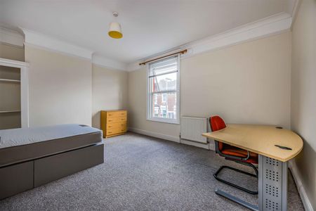 House For Rent Fawcett Road, Southsea - Photo 4