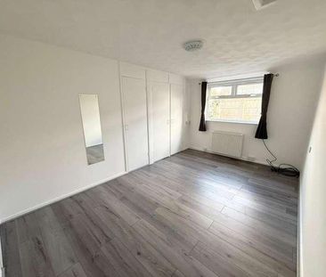 Emmanuel Close, Mildenhall, Bury St. Edmunds, IP28 - Photo 2