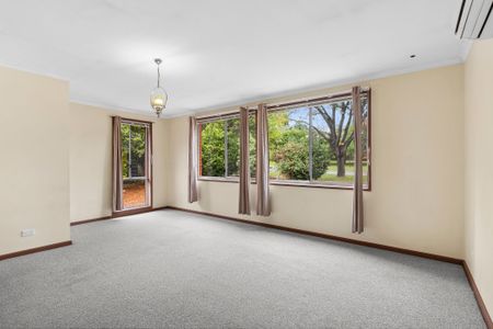 5 Allwood Street, Chifley ACT 2606 - House For Rent | Domain - Photo 3