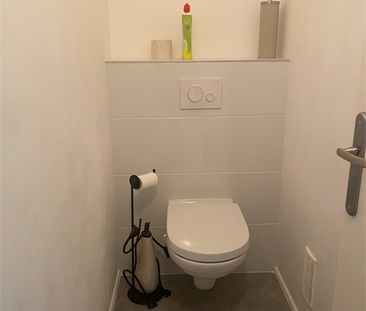 Location Appartement 1 pièce 40m² - Photo 4