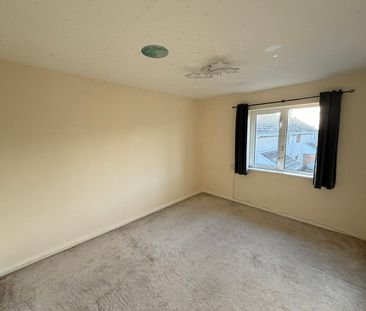 Mayflower Close, Sketty, Swansea, SA2 - Photo 6