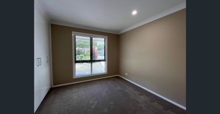 Modern Comfort Close To Town - Photo 5