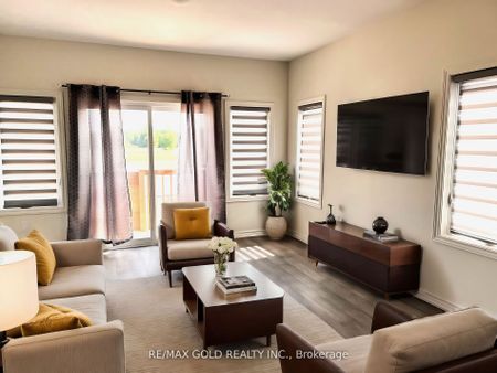 For Lease - 102 Cheryl Avenue, North Perth, Ontario - Photo 2