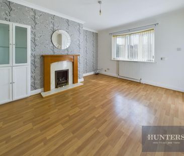 Tudor Grove, Humbledon Hill, Sunderland - Photo 2