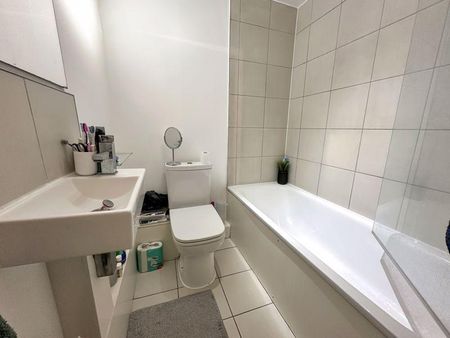 Studio to rent - Photo 5