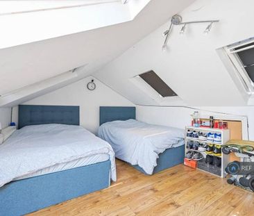 2 bedroom flat to rent - Photo 6