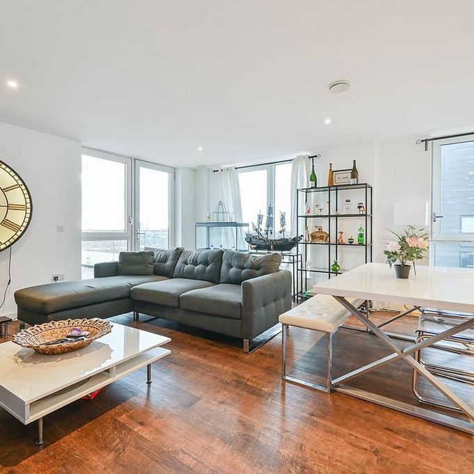 3 bedroom flat to rent - Photo 1