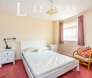 2 bedroom maisonette to rent Tulip Tree Close, Tonbridge, TN9 - Photo 2