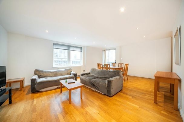 Manilla Street, E14, London - Photo 1