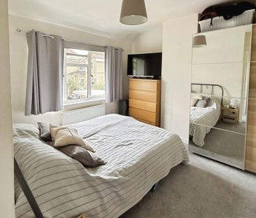 3 bedroom semi-detached house to rent - Photo 3