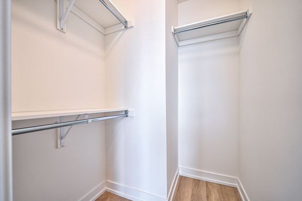 For Lease - 345 Wheat Boom Drive Unit# 403, Oakville, Ontario - Photo 1