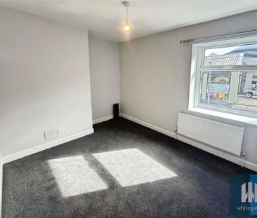 Smithy Lane, Moldgreen, Huddersfield, HD5 - Photo 3