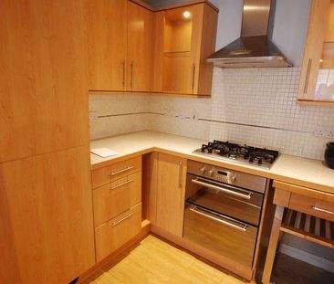 2 bedroom terraced house to rent - Photo 6