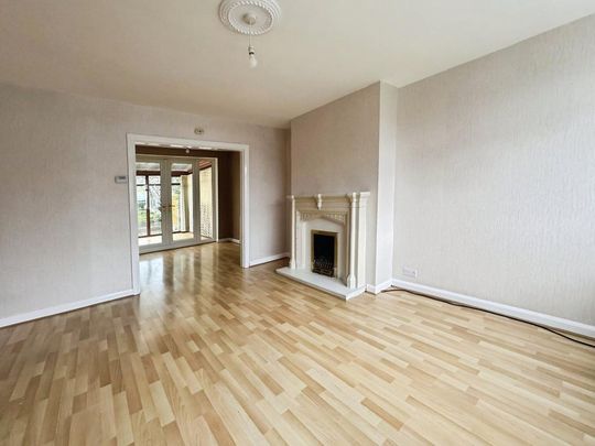 3 bedroom semi-detached house to rent - Photo 1
