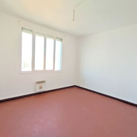 Appartement 2 pièces 35m2 MARSEILLE 15EME 495 euros - Photo 4