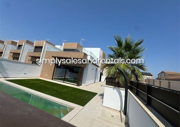 Villa in Algorfa, for rent