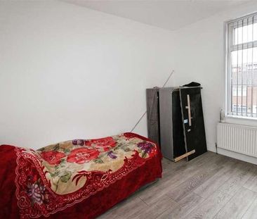 Tivoli Place, Bradford, BD5 - Photo 3