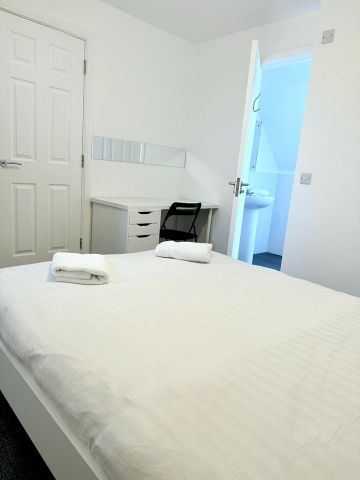 3 Bed Semi-Detached House, St. Alphonsus Street, L5 - Photo 3