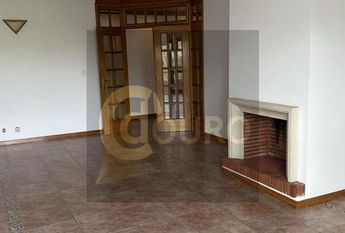 Apartamento T3 em Porto