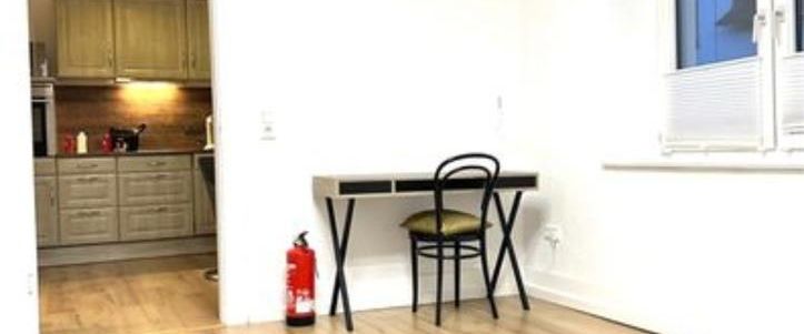 kernsanierte, stadtnahe ,vollmöblierte Wohnung ca.70 qm 600 Euro - Photo 1