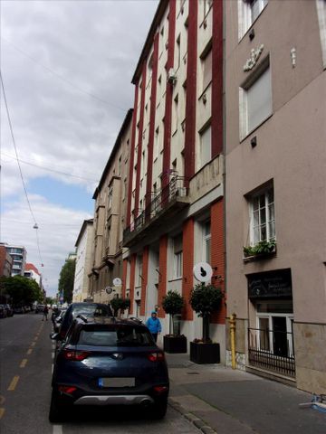 Kiadó felújítandó lakás - Budapest XIII. kerület - Photo 3