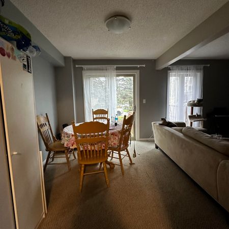 302 College Ave W, Guelph - Photo 3