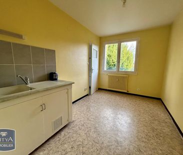 Location Appartement 2 pièces 52m² ALENCON 61000 - Photo 2