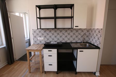 Location Appartement 2 pièces 39m² LILLE 59000 - Photo 2
