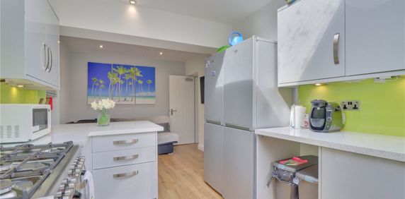 1 bedroom sharedaccommodation to rent - Photo 2