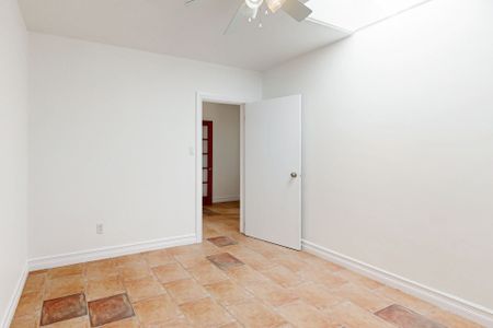 For Lease - 686A The Queensway N/A, Toronto, Ontario - Photo 5