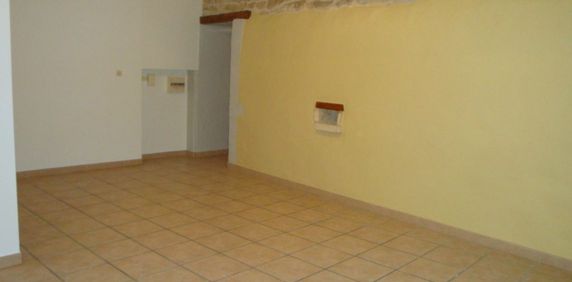 Appartement T2 REDESSAN, - Photo 2
