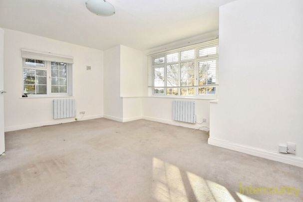 Cedar Court, CM23, Bishops Stortford - Photo 1