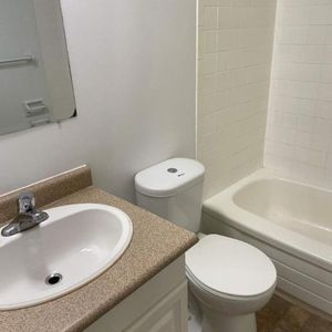 1 CH - 1 SDB - Gatineau - $1,249 /mo - Photo 2