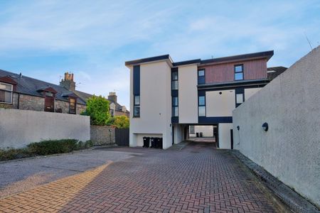 2 Bed Flat, Broomhill, AB10 - Photo 2