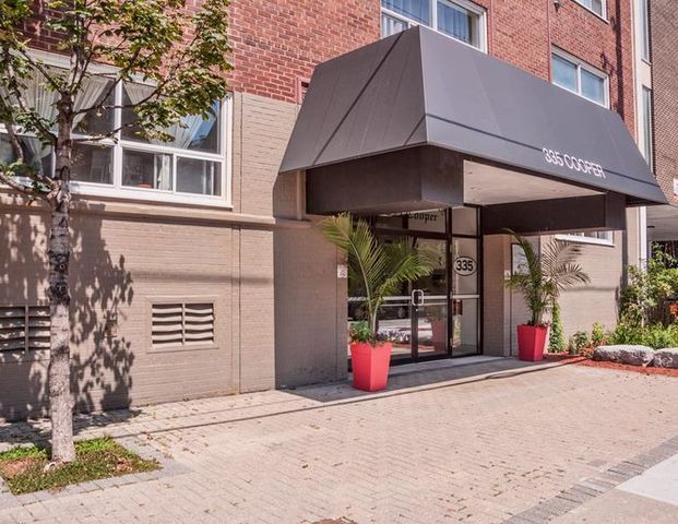 335 Cooper St. | 335 Cooper Street, Ottawa - Photo 1