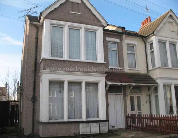 Cheltenham Road, Southend On Sea - Photo 1