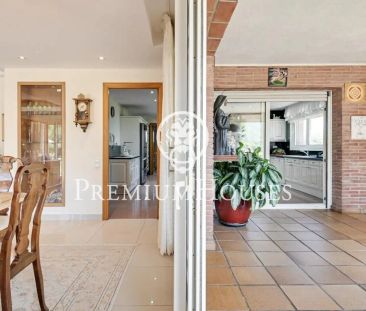 Casa o chalet de alquiler en Nucli Urbà - Photo 2