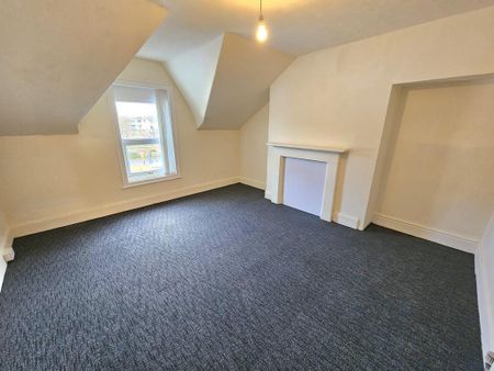 5 bedroom terraced house to rent - Photo 2