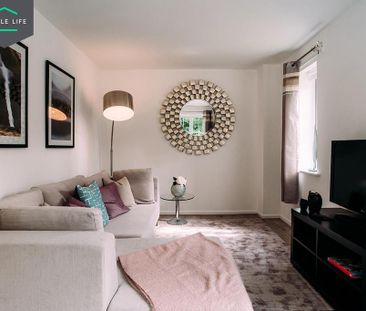 3 bedroom semi-detached house to rent - Photo 2