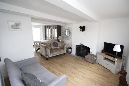 2 bedroom cottage to rent - Photo 3