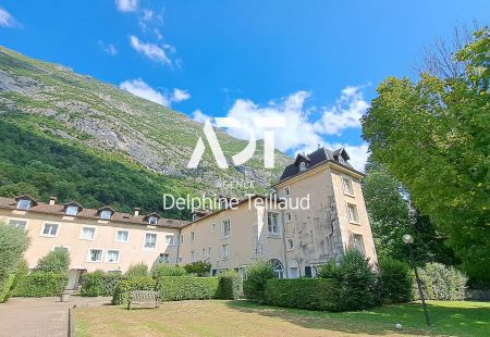 Appartement T4 à ST EGREVE - Photo 2