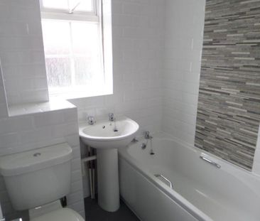 2 bedroom house to rent - Photo 3