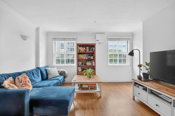 Price £2,850 pcm - Available 08/05/2026 - Unfurnished - Photo 1