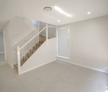 “Family home on convenient Location!” - Photo 4