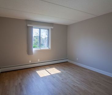 St. Lambert - Photo 5