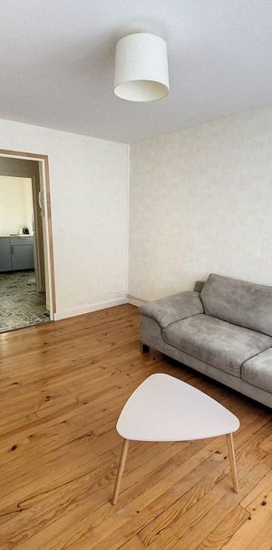 Location Appartement 3 pièces 52m² CHAMALIERES 63400 - Photo 1