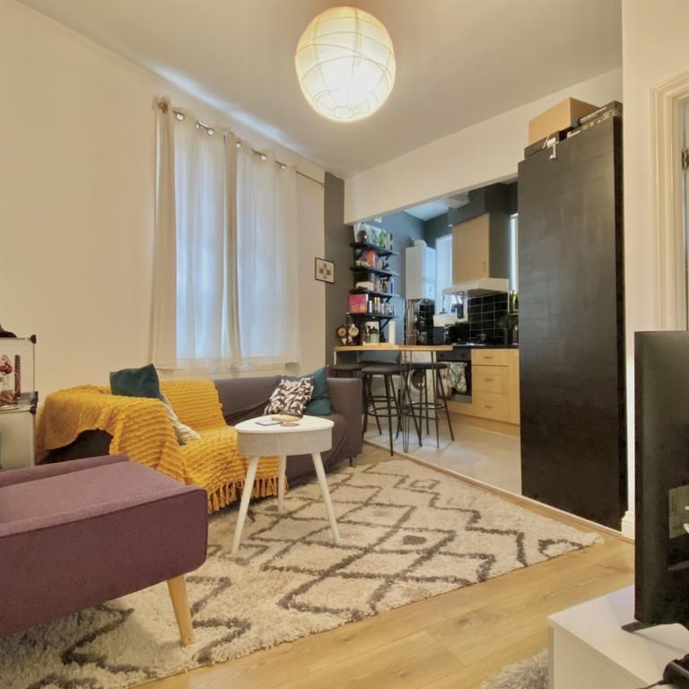 1 bedroom flat to rent - Photo 1