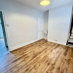 Park Place, Margate, CT9 1LE, Kent - Photo 2