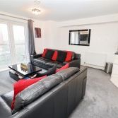 Todd Close, Borehamwood - Photo 1